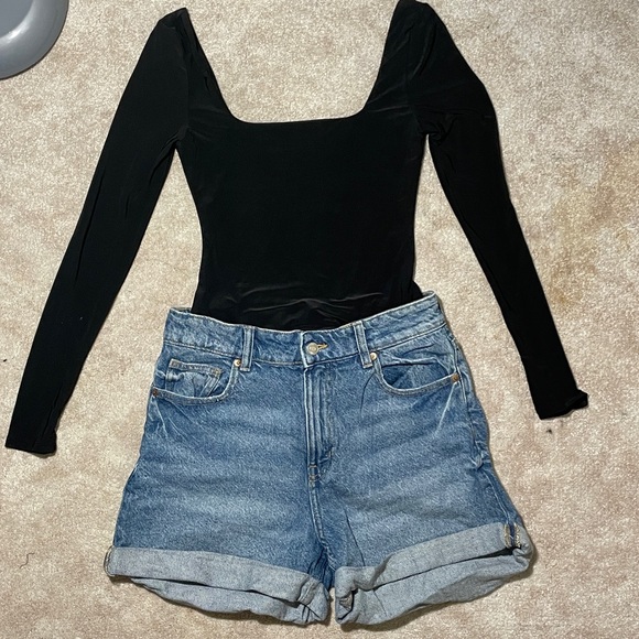 Tops - Chic Black Top Denim Short Bundle Set - Size S